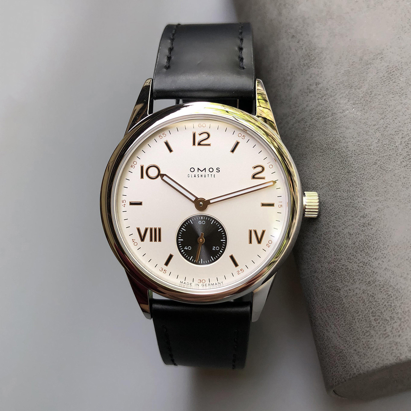 38.5 ミリメートル豪華なメンズ自動腕時計カモメ ST17 - Seiko Watch Presage のレビューと価格
