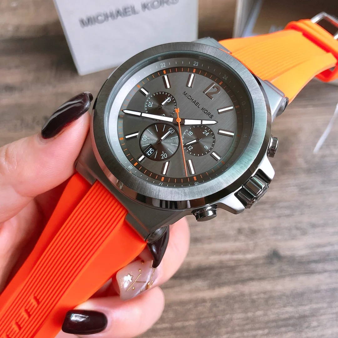 マイケル・コース メンズ 高品質腕時計 MK-8296 防水 - Stainless Bracelet Diver のレビューと価格
