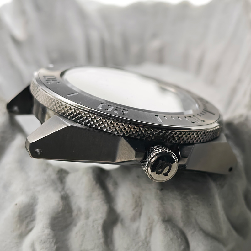 44 ミリメートルキングサムライ時計ケースガン グレー ステ - Citizen Watch Tsuyosa のレビューと価格